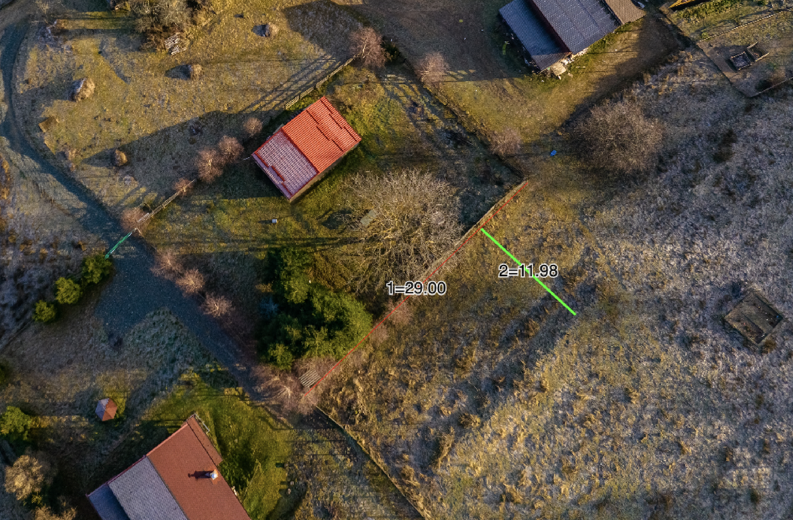 Imagine cu măsurătorile frontului și adâncimii terenului (29 m / 11,9 m)